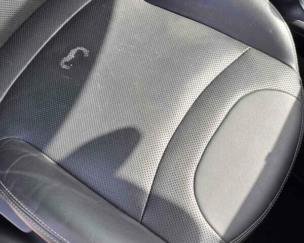 Красный Фиат 500L, объемом двигателя 1.4 л и пробегом 23 тыс. км за 12000 $, фото 21 на Automoto.ua