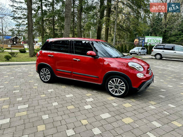 Красный Фиат 500L, объемом двигателя 1.4 л и пробегом 126 тыс. км за 11800 $, фото 1 на Automoto.ua