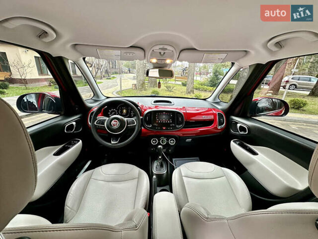 Красный Фиат 500L, объемом двигателя 1.4 л и пробегом 126 тыс. км за 11900 $, фото 17 на Automoto.ua