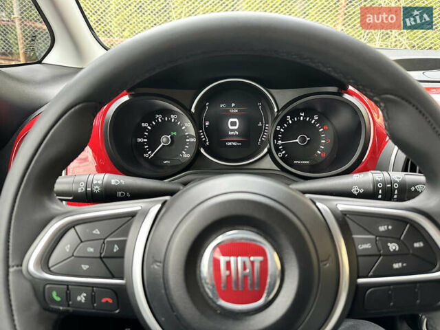 Красный Фиат 500L, объемом двигателя 1.4 л и пробегом 126 тыс. км за 11900 $, фото 21 на Automoto.ua