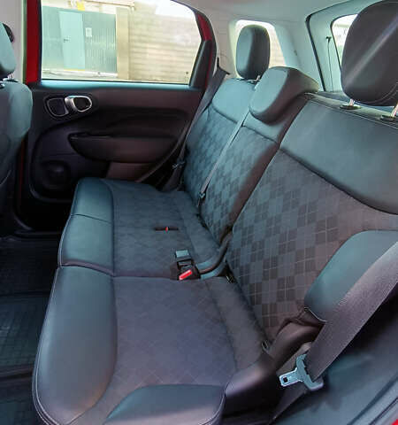 Красный Фиат 500L, объемом двигателя 1.37 л и пробегом 53 тыс. км за 14000 $, фото 13 на Automoto.ua