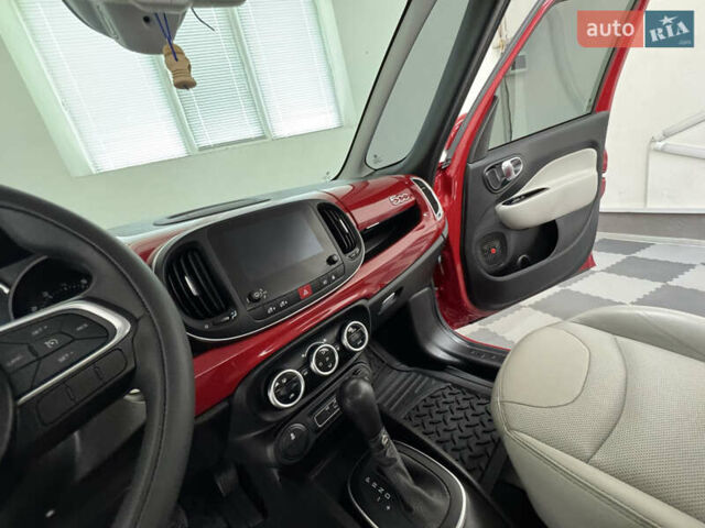 Красный Фиат 500L, объемом двигателя 1.4 л и пробегом 127 тыс. км за 13399 $, фото 54 на Automoto.ua