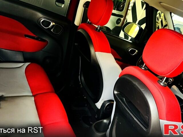 Фиат 500L 2013 в Киеве на Automoto.ua Красный Фиат 500L, объемом двигателя 1.3 л и пробегом 83 тыс. км за 9300 $, фото 1 на Automoto.ua