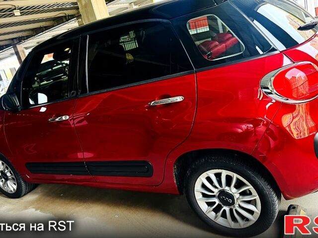 Фиат 500L 2013 в Киеве на Automoto.ua Красный Фиат 500L, объемом двигателя 1.3 л и пробегом 83 тыс. км за 9300 $, фото 8 на Automoto.ua