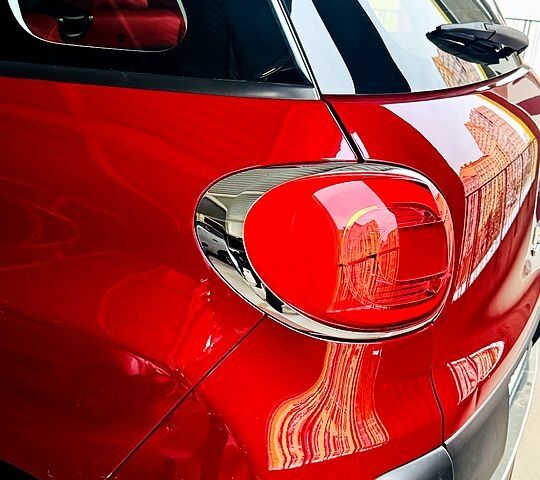Фиат 500L 2013 в Киеве на Automoto.ua Красный Фиат 500L, объемом двигателя 1.3 л и пробегом 83 тыс. км за 9300 $, фото 11 на Automoto.ua
