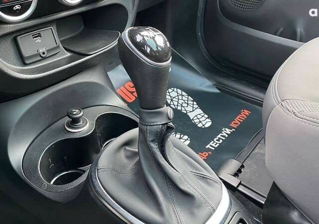 Фиат 500L, объемом двигателя 0 л и пробегом 169 тыс. км за 7650 $, фото 19 на Automoto.ua