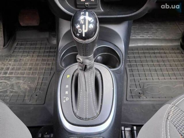 Фіат 500L, об'ємом двигуна 1.4 л та пробігом 130 тис. км за 7900 $, фото 19 на Automoto.ua