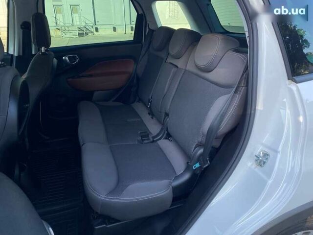Фіат 500L, об'ємом двигуна 1.3 л та пробігом 53 тис. км за 10500 $, фото 17 на Automoto.ua