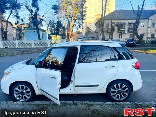 Фиат 500L, объемом двигателя 1.6 л и пробегом 181 тыс. км за 8500 $, фото 4 на Automoto.ua
