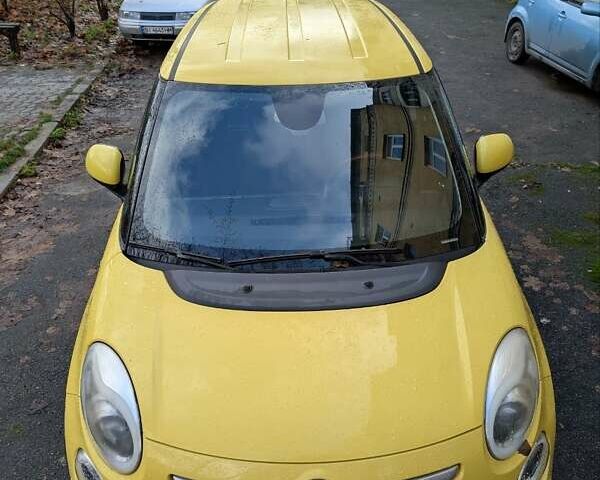 Жовтий Фіат 500L, об'ємом двигуна 1.4 л та пробігом 189 тис. км за 8500 $, фото 17 на Automoto.ua