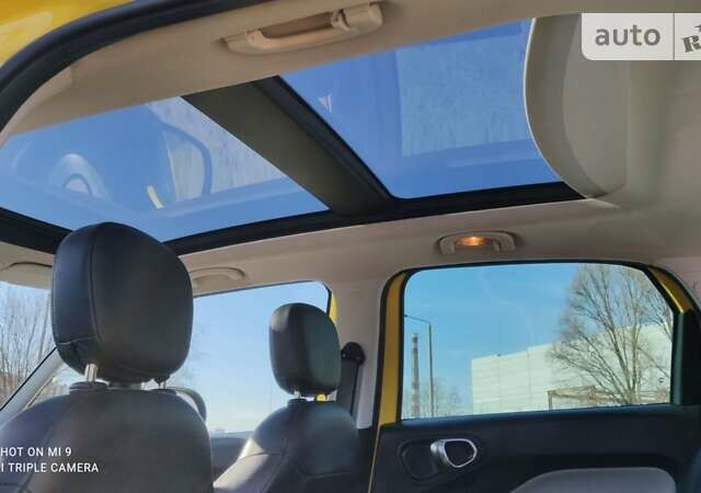 Жовтий Фіат 500L, об'ємом двигуна 1.37 л та пробігом 91 тис. км за 10900 $, фото 15 на Automoto.ua