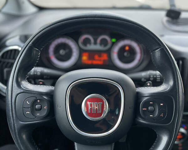 Желтый Фиат 500L, объемом двигателя 1.25 л и пробегом 156 тыс. км за 9850 $, фото 25 на Automoto.ua