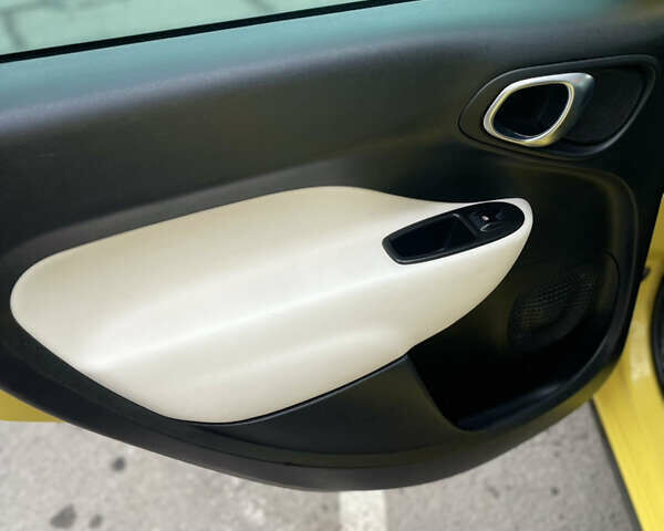 Желтый Фиат 500L, объемом двигателя 1.25 л и пробегом 156 тыс. км за 9850 $, фото 14 на Automoto.ua