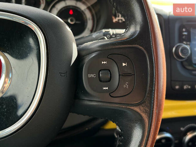 Фиат 500L 2016 в Львове на Automoto.ua Желтый Фиат 500L, объемом двигателя 1.25 л и пробегом 85 тыс. км за 14650 $, фото 11 на Automoto.ua