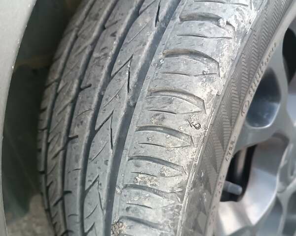 Желтый Фиат 500L, объемом двигателя 1.25 л и пробегом 85 тыс. км за 15000 $, фото 27 на Automoto.ua