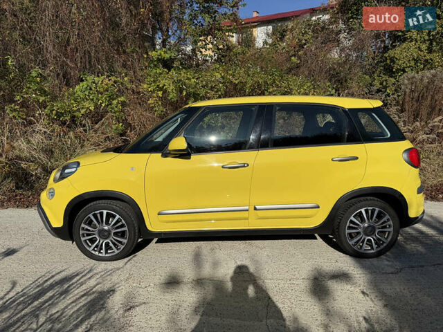Желтый Фиат 500L, объемом двигателя 1.25 л и пробегом 56 тыс. км за 14000 $, фото 2 на Automoto.ua