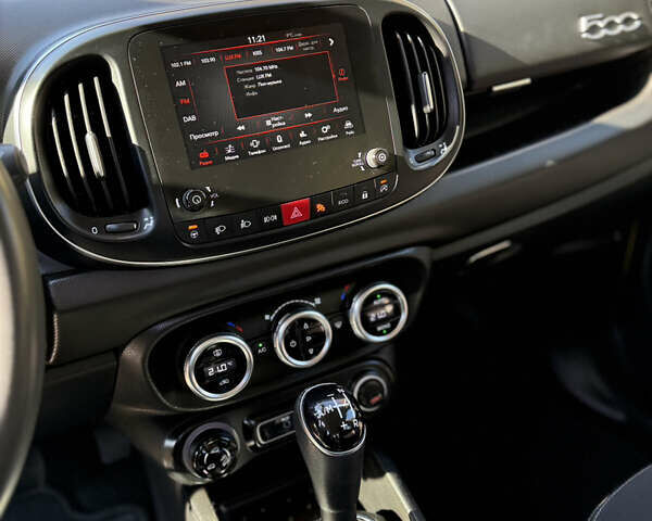 Желтый Фиат 500L, объемом двигателя 1.25 л и пробегом 56 тыс. км за 14000 $, фото 45 на Automoto.ua