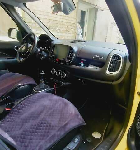 Фиат 500L 2018 в Запорожье на Automoto.ua Желтый Фиат 500L, объемом двигателя 1.37 л и пробегом 82 тыс. км за 12500 $, фото 14 на Automoto.ua