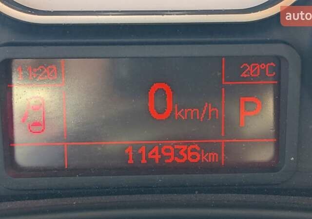 Сірий Фіат 500L, об'ємом двигуна 1.37 л та пробігом 115 тис. км за 8500 $, фото 13 на Automoto.ua