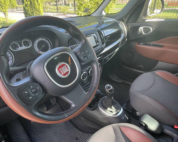 Сірий Фіат 500L, об'ємом двигуна 1.2 л та пробігом 75 тис. км за 9900 $, фото 8 на Automoto.ua