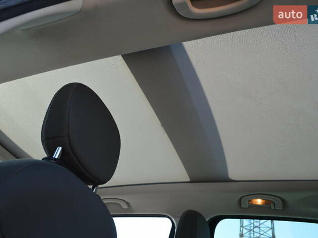 Сірий Фіат 500L, об'ємом двигуна 1.37 л та пробігом 215 тис. км за 7900 $, фото 28 на Automoto.ua