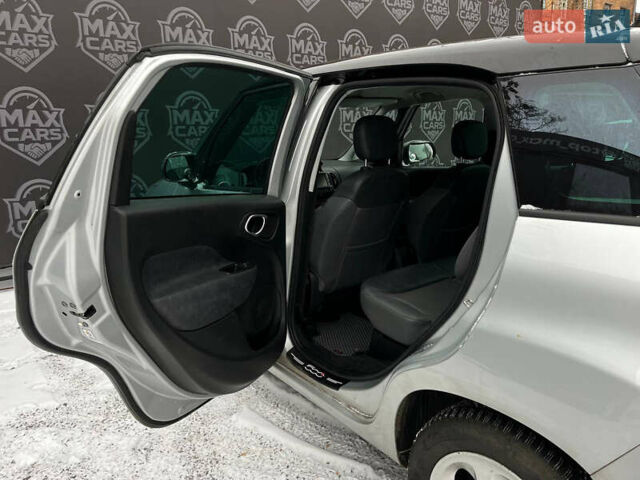 Серый Фиат 500L, объемом двигателя 1.37 л и пробегом 170 тыс. км за 7300 $, фото 9 на Automoto.ua