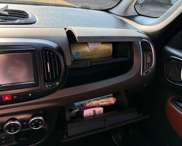 Синій Фіат 500L, об'ємом двигуна 1.4 л та пробігом 178 тис. км за 8300 $, фото 13 на Automoto.ua