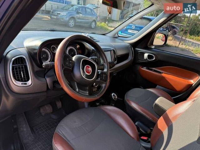 Синій Фіат 500L, об'ємом двигуна 1.4 л та пробігом 178 тис. км за 8300 $, фото 11 на Automoto.ua