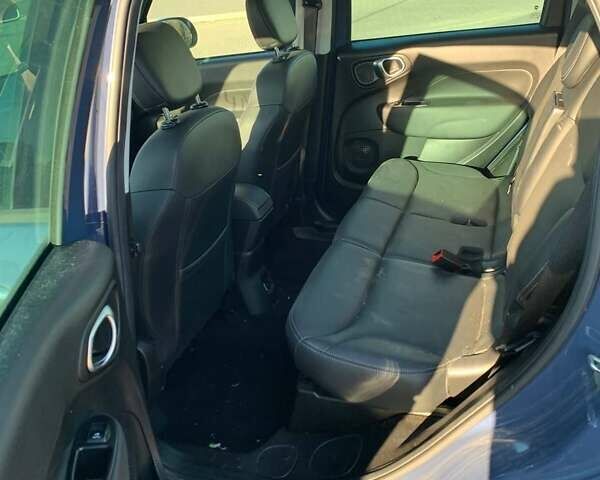 Синий Фиат 500L, объемом двигателя 1.4 л и пробегом 180 тыс. км за 10700 $, фото 14 на Automoto.ua