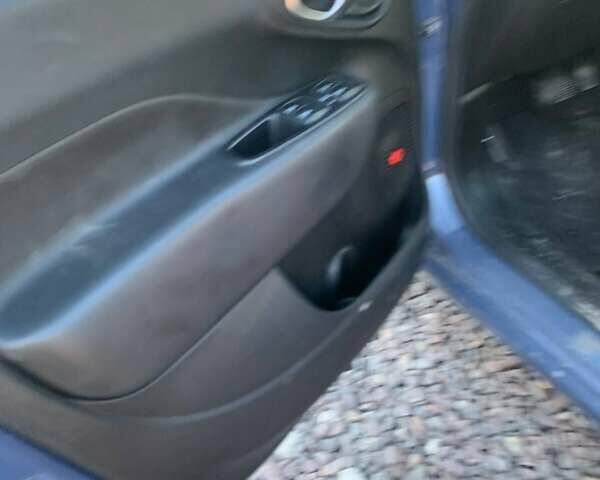 Синий Фиат 500L, объемом двигателя 1.4 л и пробегом 180 тыс. км за 10700 $, фото 16 на Automoto.ua