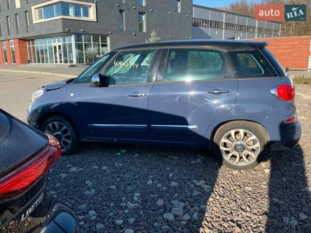 Синий Фиат 500L, объемом двигателя 1.4 л и пробегом 180 тыс. км за 10700 $, фото 1 на Automoto.ua