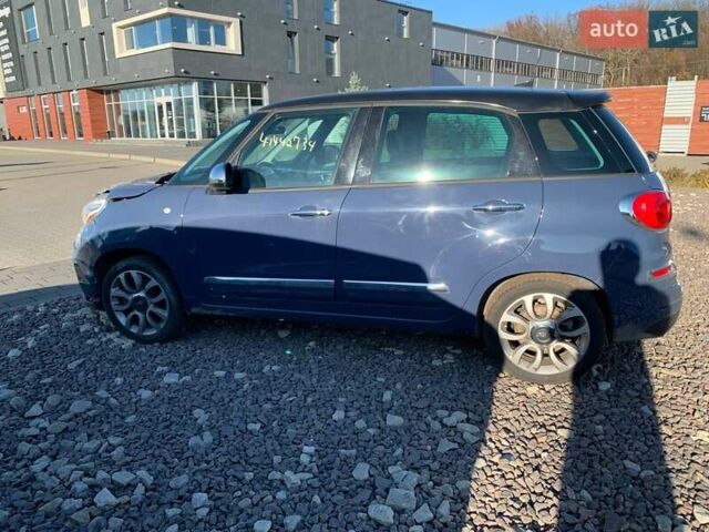 Синий Фиат 500L, объемом двигателя 1.4 л и пробегом 180 тыс. км за 10700 $, фото 3 на Automoto.ua