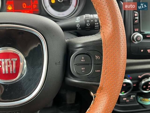 Зеленый Фиат 500L, объемом двигателя 1.37 л и пробегом 91 тыс. км за 10490 $, фото 21 на Automoto.ua