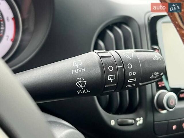 Зеленый Фиат 500L, объемом двигателя 1.37 л и пробегом 91 тыс. км за 10490 $, фото 22 на Automoto.ua