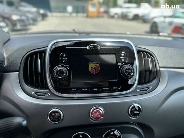 Фіат 595 Abarth, об'ємом двигуна 1.4 л та пробігом 37 тис. км за 19990 $, фото 24 на Automoto.ua