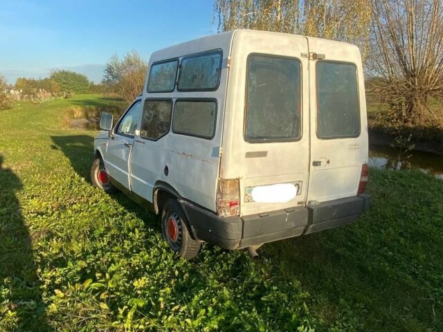 Белый Фиат 850, объемом двигателя 1 л и пробегом 9 тыс. км за 600 $, фото 4 на Automoto.ua