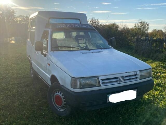 Белый Фиат 850, объемом двигателя 1 л и пробегом 9 тыс. км за 600 $, фото 3 на Automoto.ua