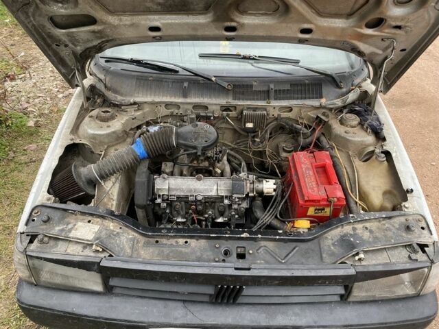 Бежевый Фиат 850, объемом двигателя 1.4 л и пробегом 250 тыс. км за 476 $, фото 5 на Automoto.ua