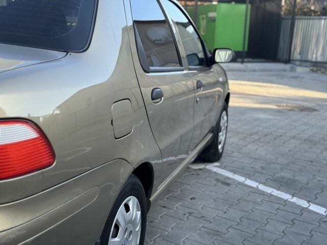 Бежевый Фиат Альбеа, объемом двигателя 1.4 л и пробегом 206 тыс. км за 3200 $, фото 7 на Automoto.ua