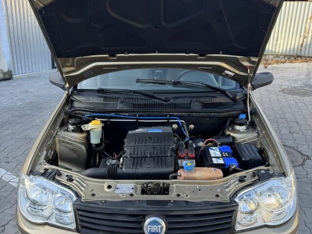 Бежевый Фиат Альбеа, объемом двигателя 1.4 л и пробегом 206 тыс. км за 3200 $, фото 10 на Automoto.ua