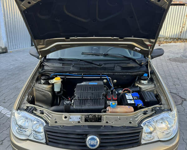 Бежевый Фиат Альбеа, объемом двигателя 1.37 л и пробегом 206 тыс. км за 3200 $, фото 18 на Automoto.ua