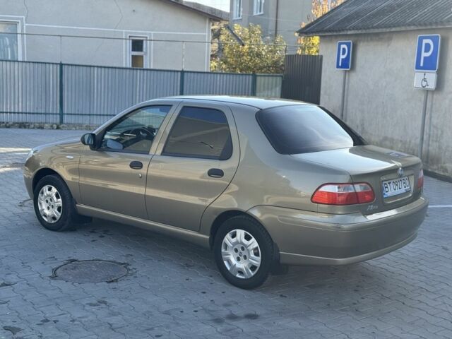 Бежевый Фиат Альбеа, объемом двигателя 1.4 л и пробегом 206 тыс. км за 3200 $, фото 6 на Automoto.ua