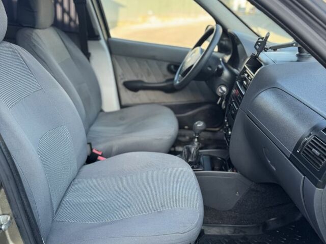 Бежевый Фиат Альбеа, объемом двигателя 1.4 л и пробегом 206 тыс. км за 3200 $, фото 17 на Automoto.ua