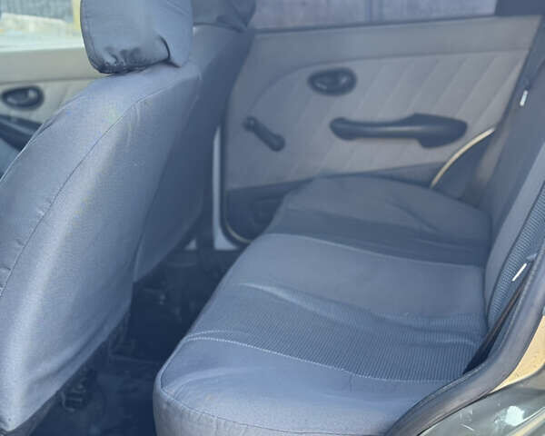 Бежевый Фиат Альбеа, объемом двигателя 1.37 л и пробегом 206 тыс. км за 3200 $, фото 11 на Automoto.ua