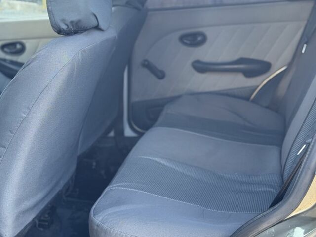 Бежевый Фиат Альбеа, объемом двигателя 1.4 л и пробегом 206 тыс. км за 3200 $, фото 15 на Automoto.ua