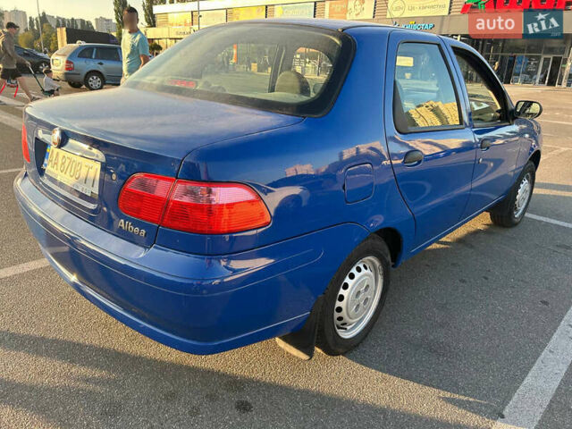 Фиат Альбеа, объемом двигателя 1.4 л и пробегом 30 тыс. км за 4950 $, фото 5 на Automoto.ua