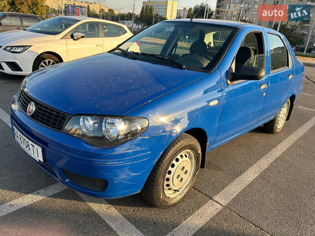 Фиат Альбеа, объемом двигателя 1.4 л и пробегом 30 тыс. км за 4950 $, фото 2 на Automoto.ua