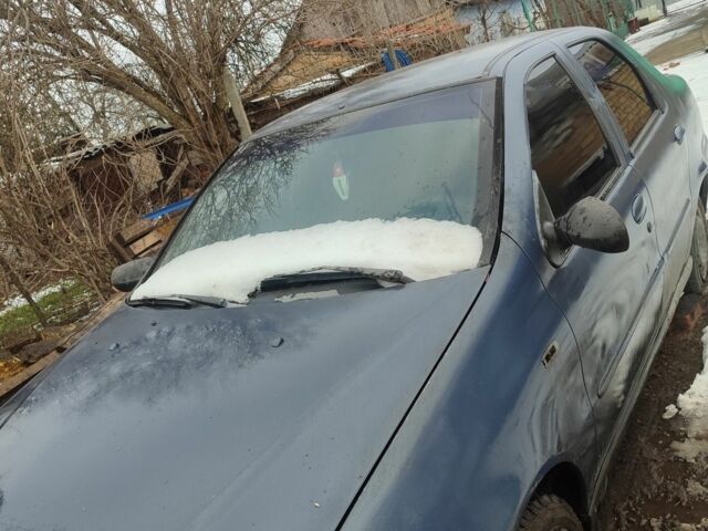 Фіат Альбеа 2003 у Раздельной на Automoto.ua Сірий Фіат Альбеа, об'ємом двигуна 1.2 л та пробігом 400 тис. км за 500 $, фото 3 на Automoto.ua