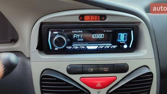 Серый Фиат Альбеа, объемом двигателя 1.2 л и пробегом 220 тыс. км за 3500 $, фото 13 на Automoto.ua