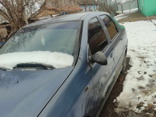 Фіат Альбеа 2003 у Раздельной на Automoto.ua Сірий Фіат Альбеа, об'ємом двигуна 1.2 л та пробігом 400 тис. км за 500 $, фото 6 на Automoto.ua